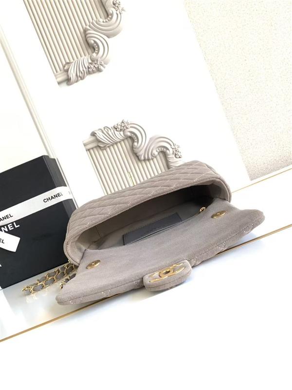 2026131214232457 700